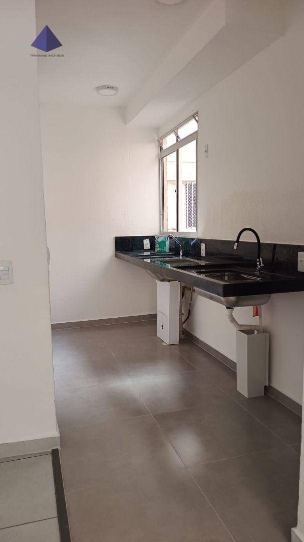 Apartamento à venda com 2 quartos, 40m² - Foto 1