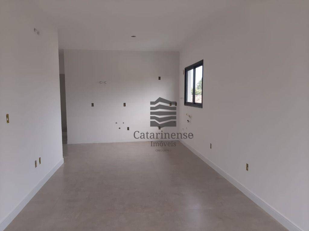 Apartamento à venda com 2 quartos, 69m² - Foto 5