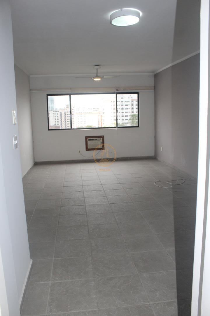 Apartamento à venda com 2 quartos, 110m² - Foto 7