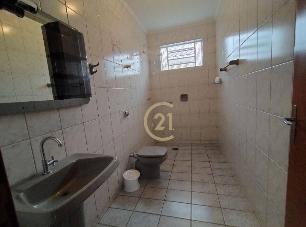 Casa à venda com 4 quartos, 260m² - Foto 22