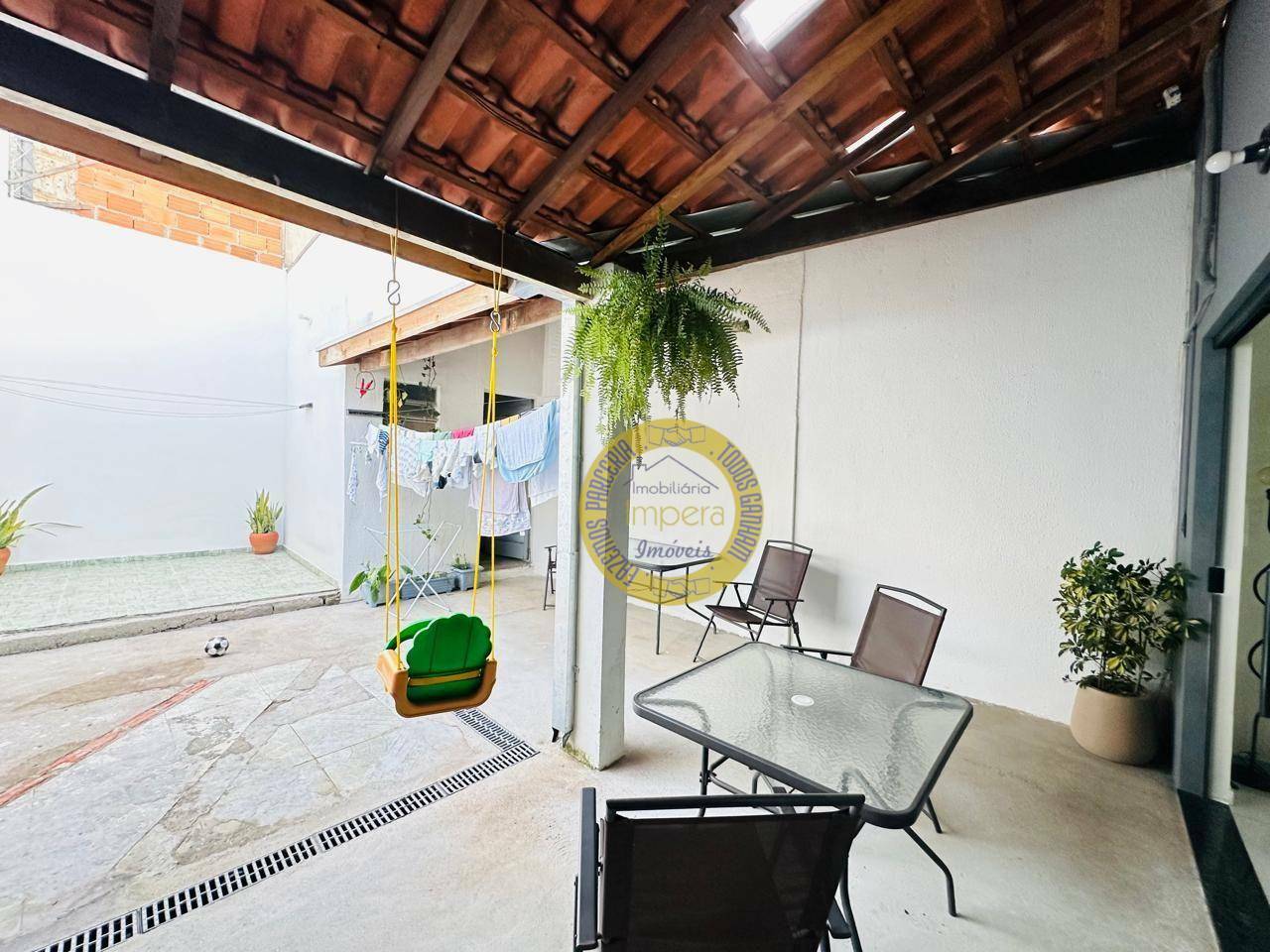 Casa à venda com 2 quartos, 85m² - Foto 8