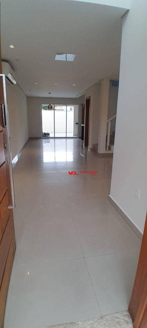 Sobrado para alugar com 3 quartos, 160m² - Foto 6