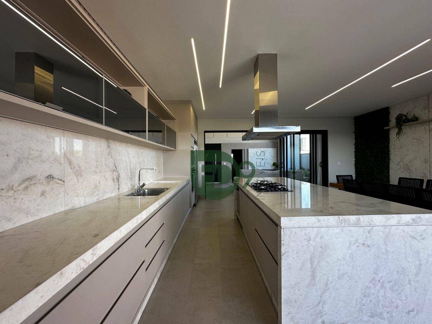Casa de Condomínio à venda com 3 quartos, 270m² - Foto 14