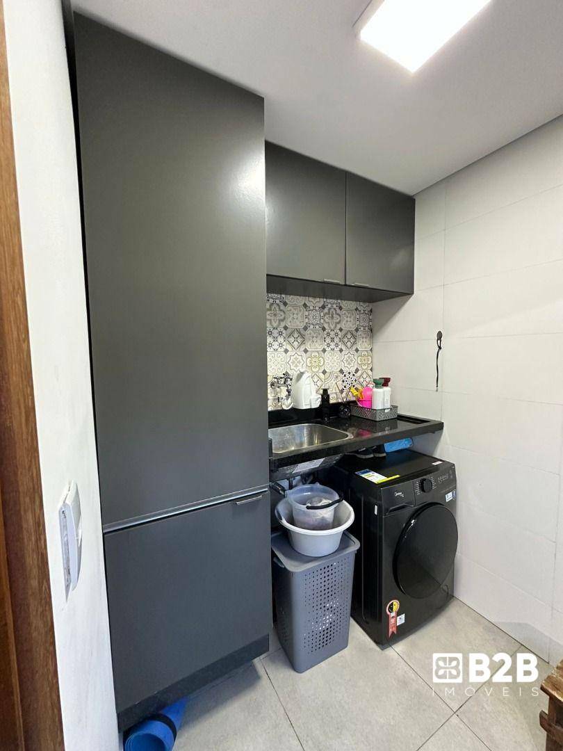Casa à venda com 2 quartos, 120m² - Foto 3