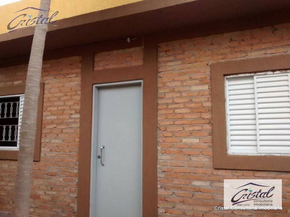 Casa à venda com 5 quartos, 200m² - Foto 3