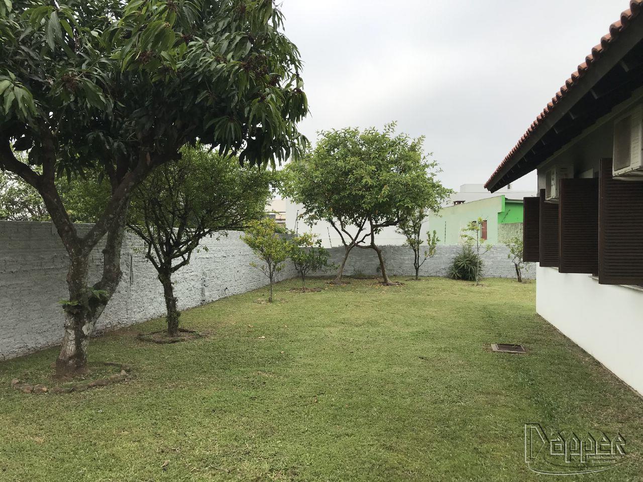 Casa à venda com 4 quartos, 252m² - Foto 14