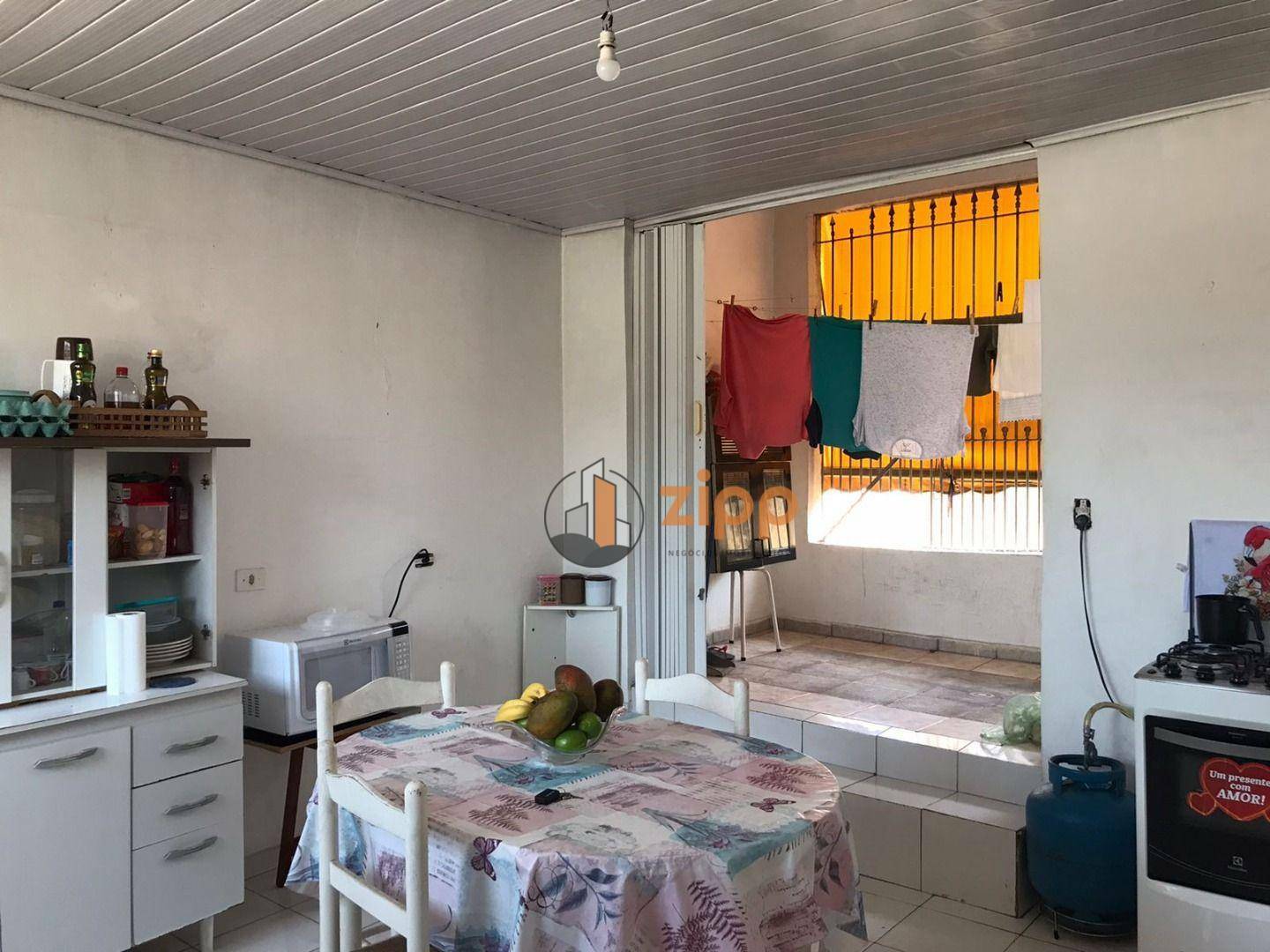 Casa à venda com 4 quartos, 100m² - Foto 9