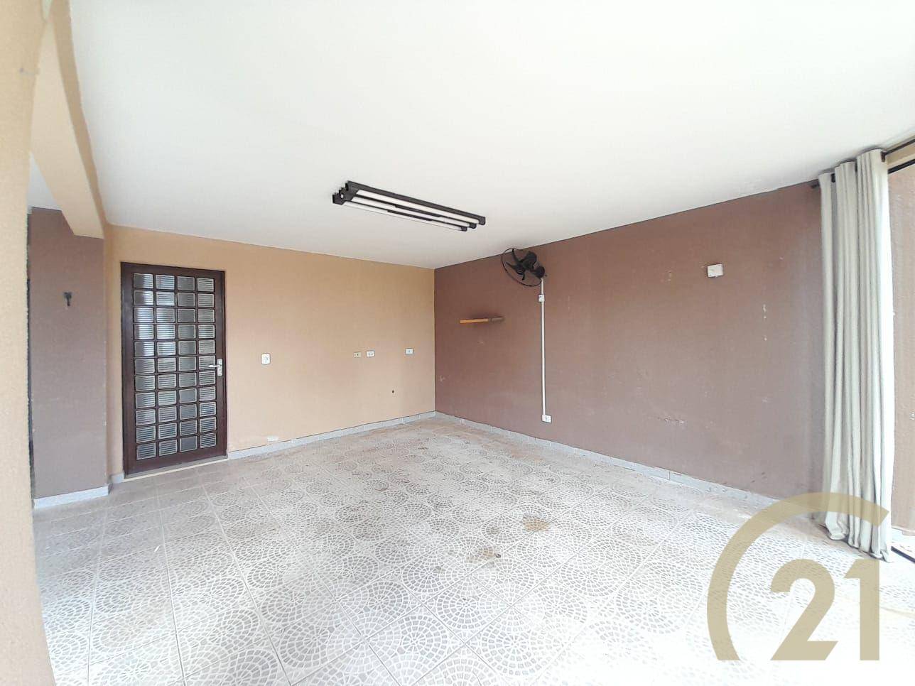 Casa de Condomínio à venda com 3 quartos, 250m² - Foto 27