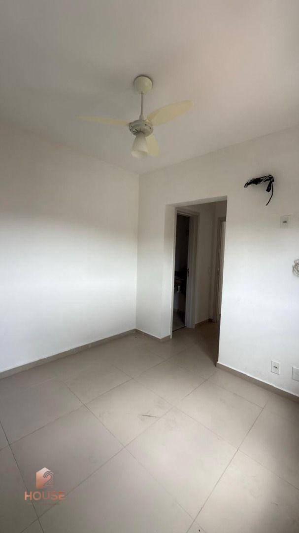 Apartamento para alugar com 2 quartos, 75m² - Foto 16