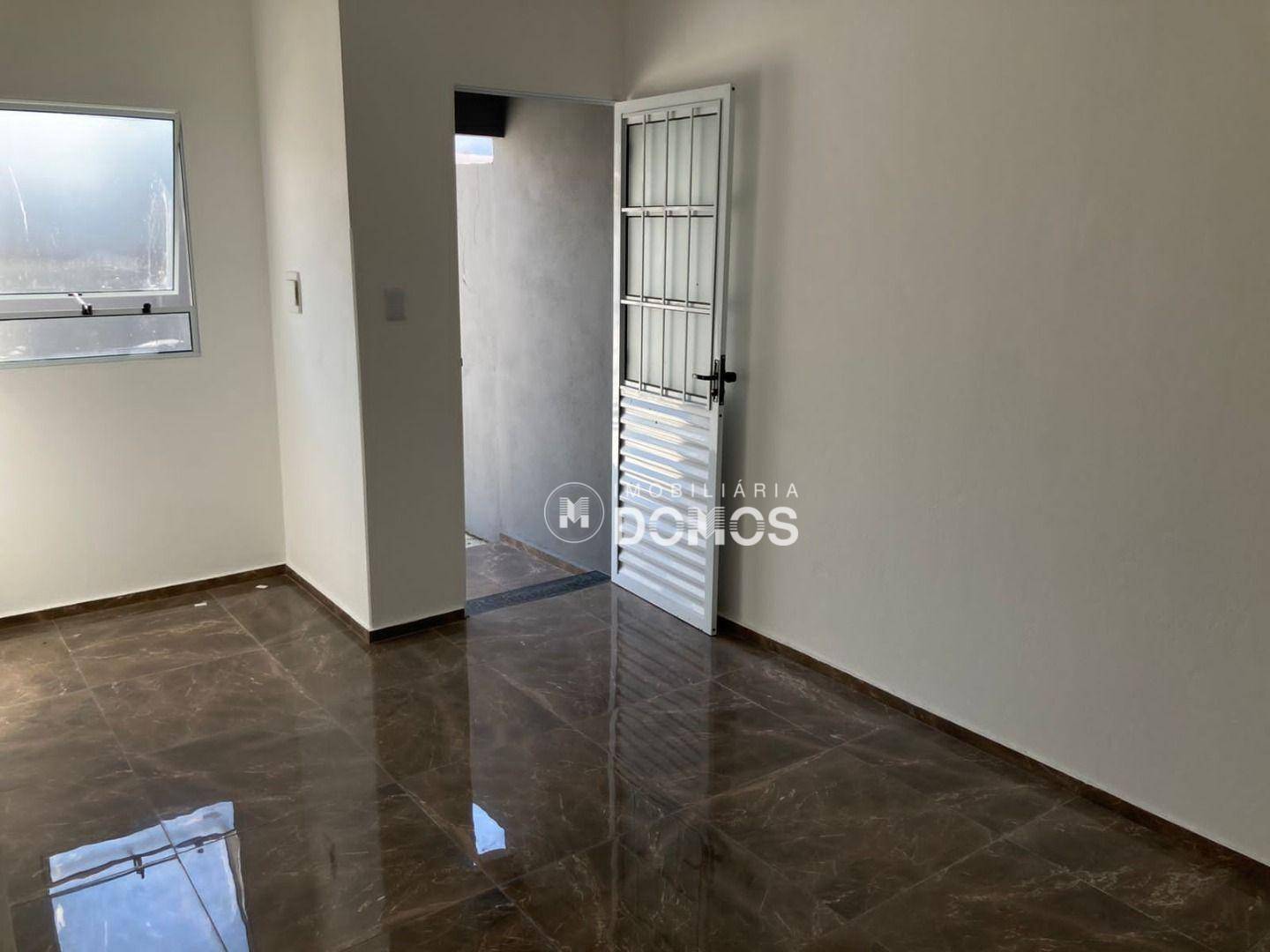 Casa à venda com 2 quartos, 57m² - Foto 12