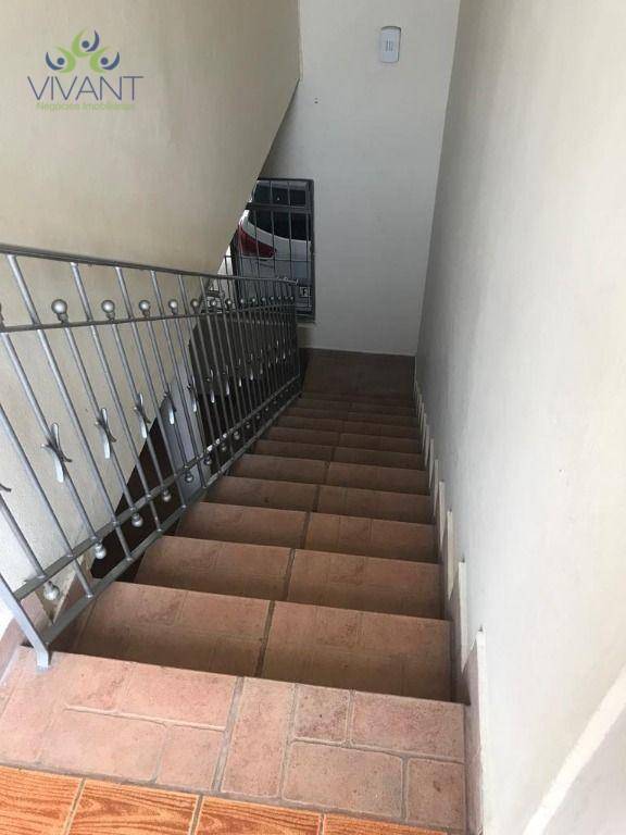 Sobrado à venda com 4 quartos, 318m² - Foto 5