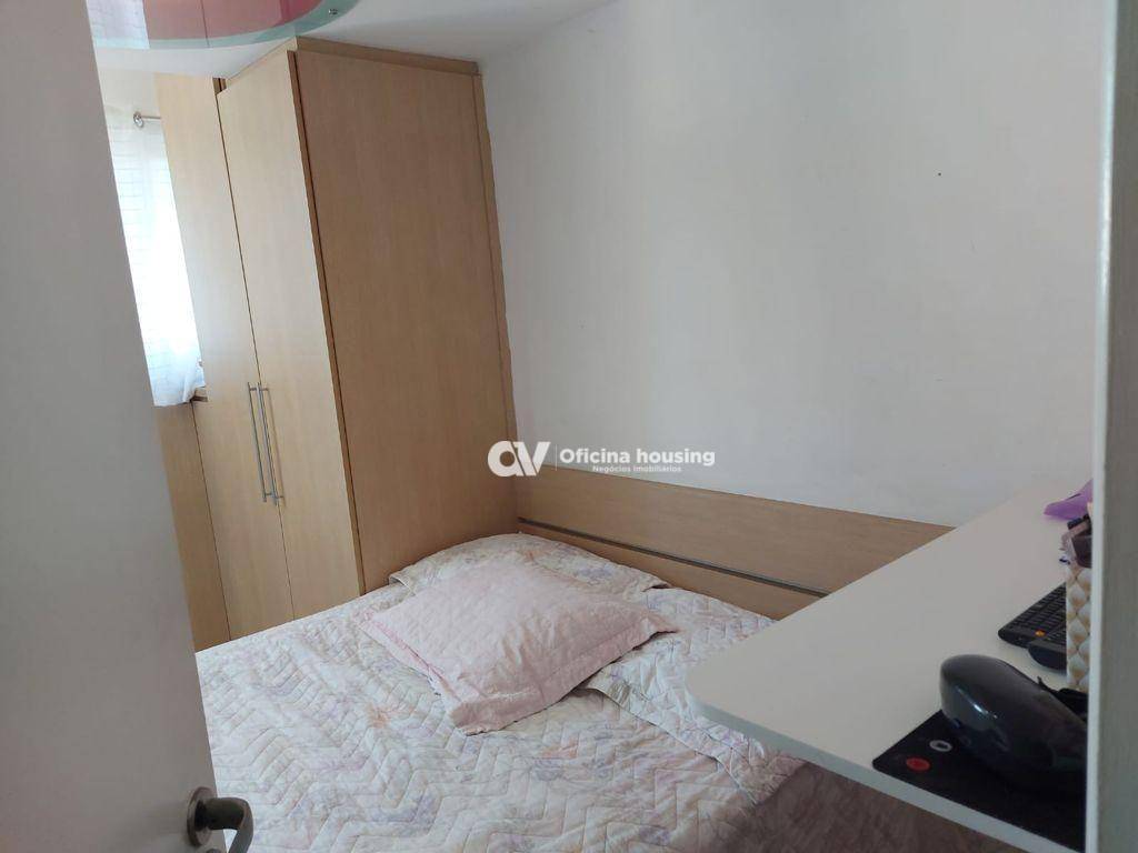 Apartamento à venda com 3 quartos, 70m² - Foto 12