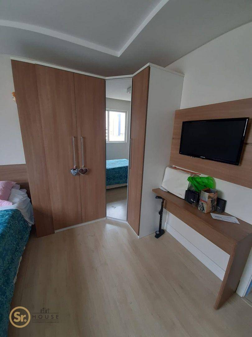 Apartamento à venda com 3 quartos, 122m² - Foto 16