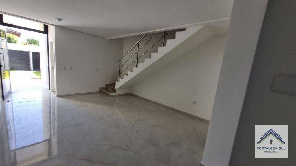 Casa à venda com 4 quartos, 162m² - Foto 2