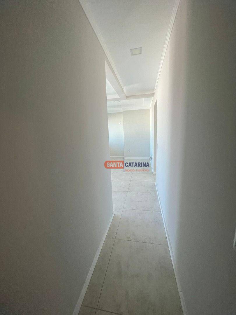 Apartamento à venda com 2 quartos, 68m² - Foto 6