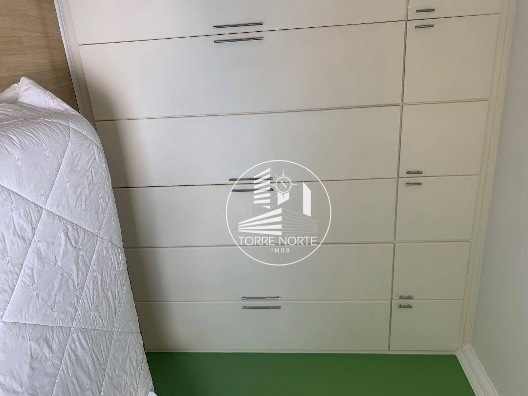 Apartamento à venda com 3 quartos, 210m² - Foto 36