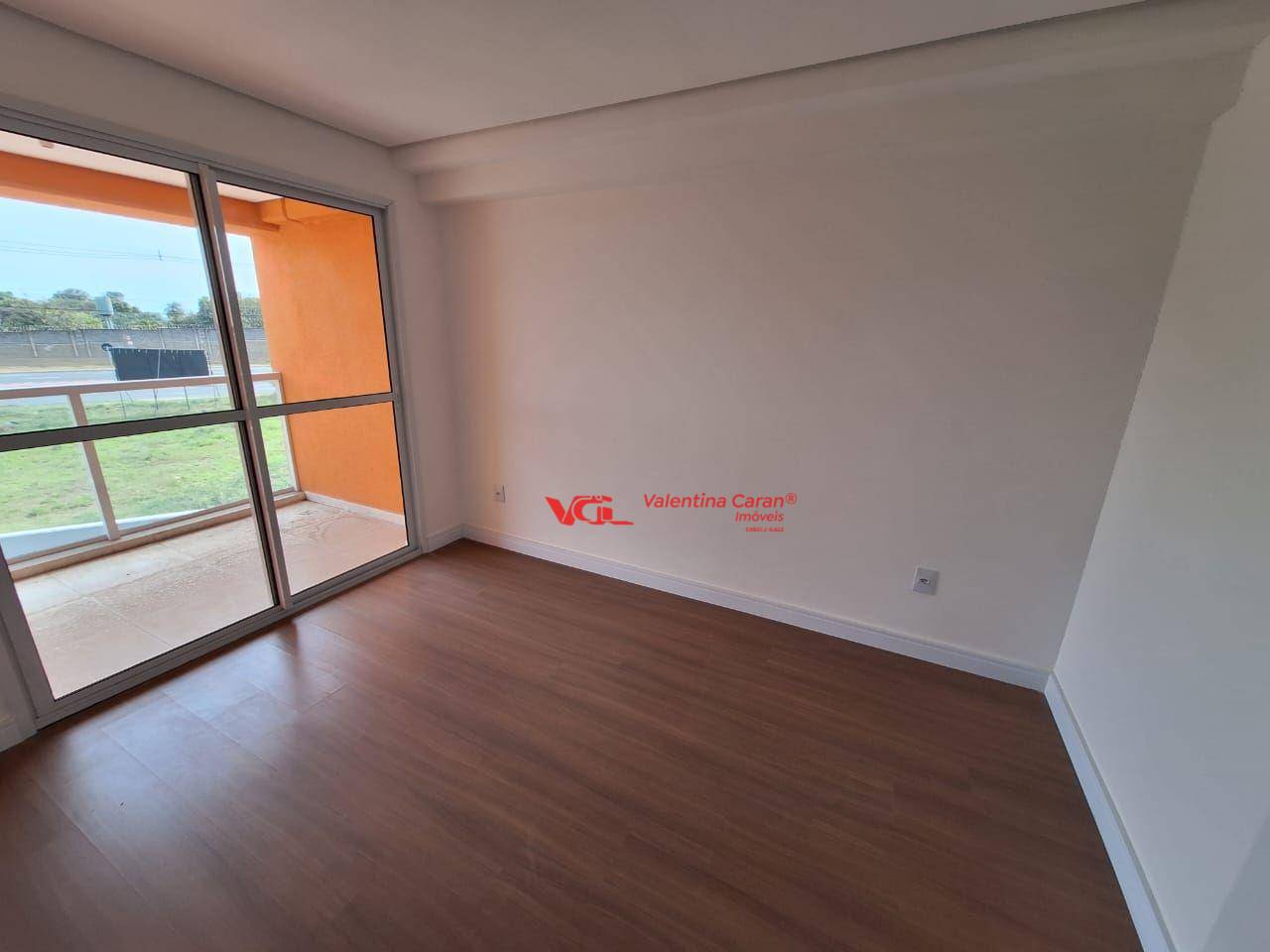 Apartamento à venda com 2 quartos, 62m² - Foto 5