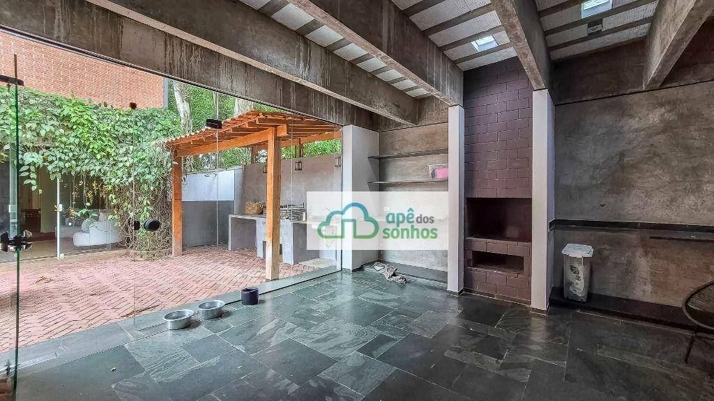 Casa à venda com 4 quartos, 380m² - Foto 21