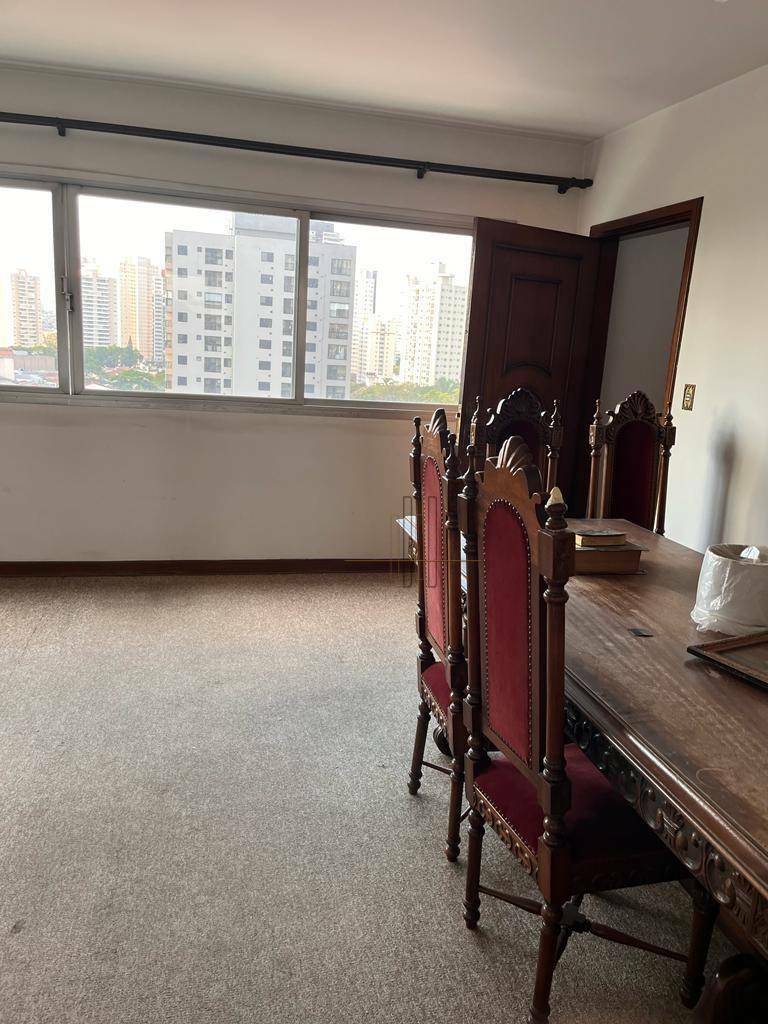 Apartamento à venda com 3 quartos, 110m² - Foto 4