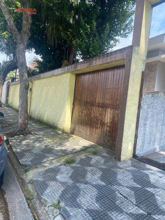 Casa à venda e aluguel com 2 quartos, 350m² - Foto 2