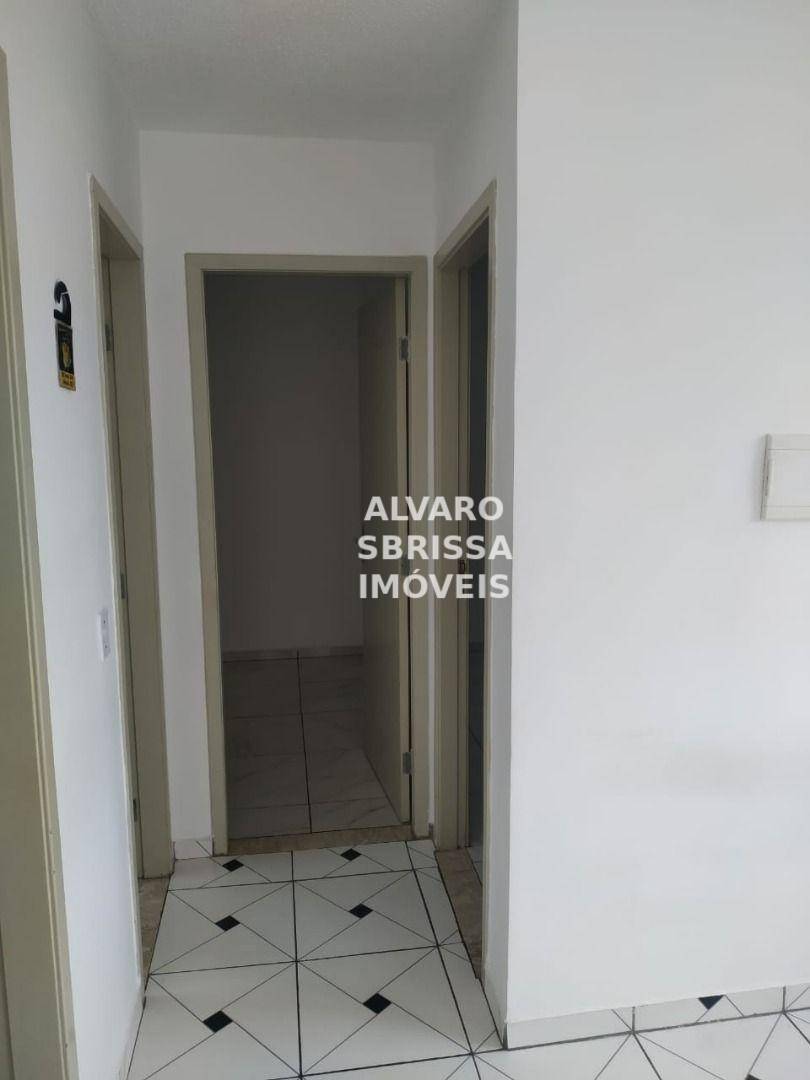 Apartamento à venda com 2 quartos, 49m² - Foto 4