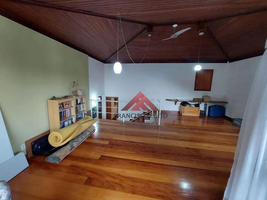 Casa de Condomínio à venda com 3 quartos, 264m² - Foto 18