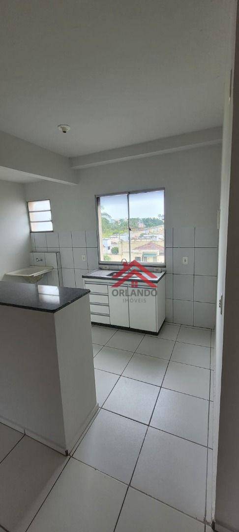 Apartamento à venda com 2 quartos, 43m² - Foto 4