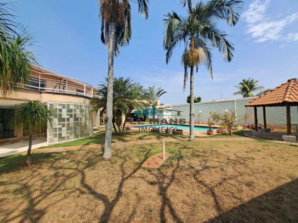 Casa à venda com 7 quartos, 733m² - Foto 3