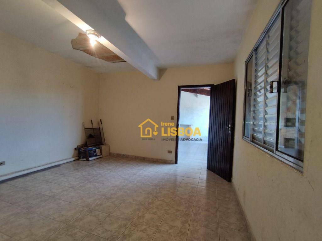 Casa à venda com 3 quartos, 270m² - Foto 18