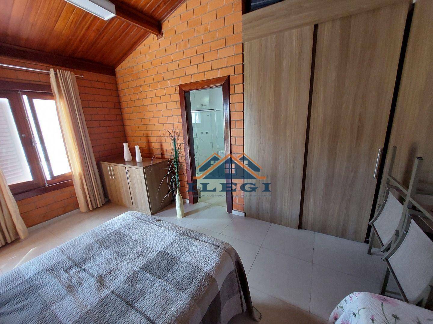 Casa de Condomínio à venda com 4 quartos, 385m² - Foto 58