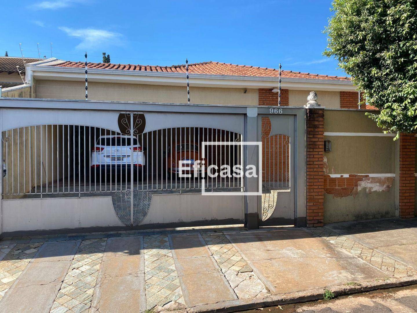 Casa à venda com 3 quartos, 200m² - Foto 4