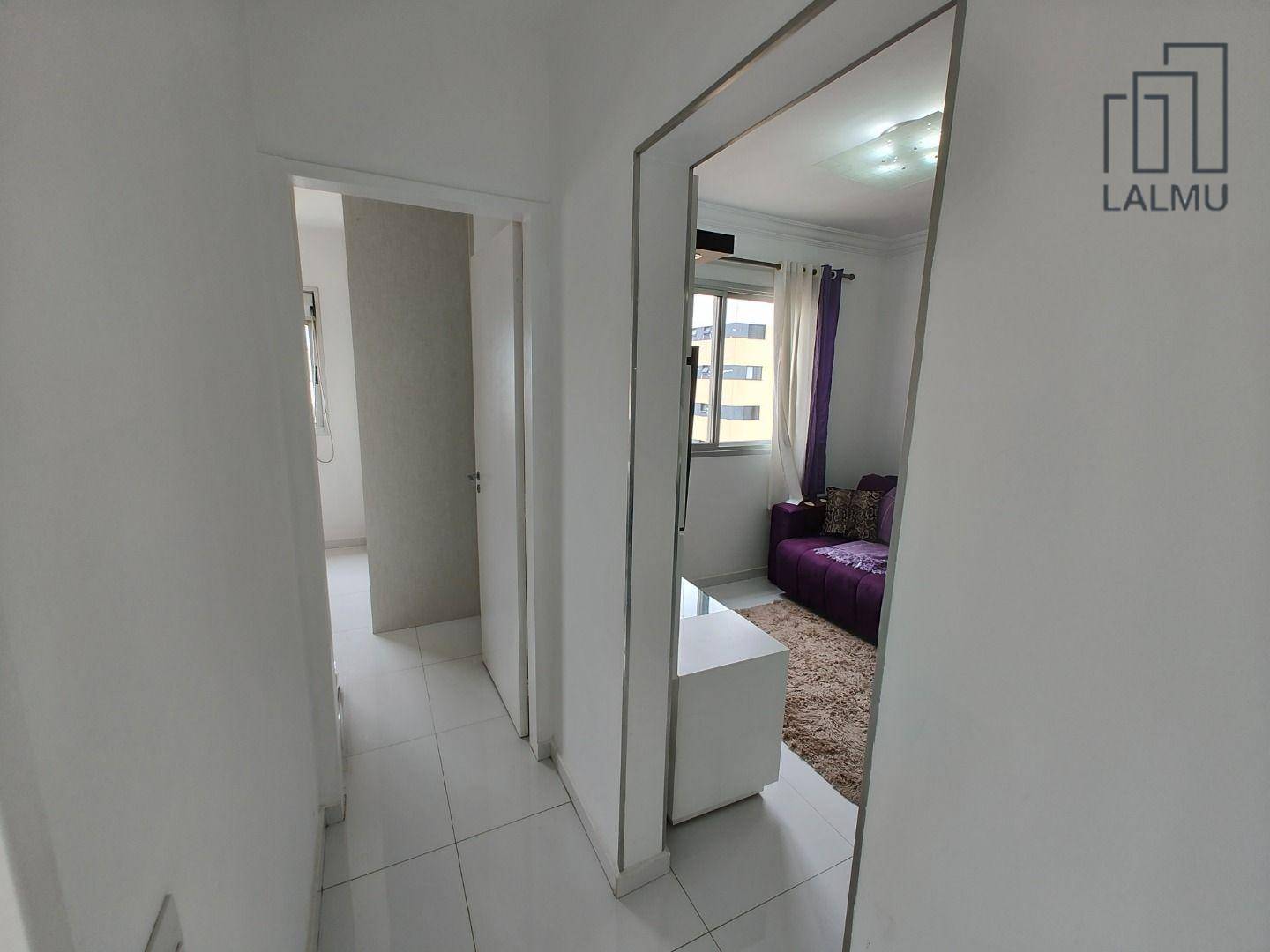 Apartamento para alugar com 2 quartos, 60m² - Foto 14