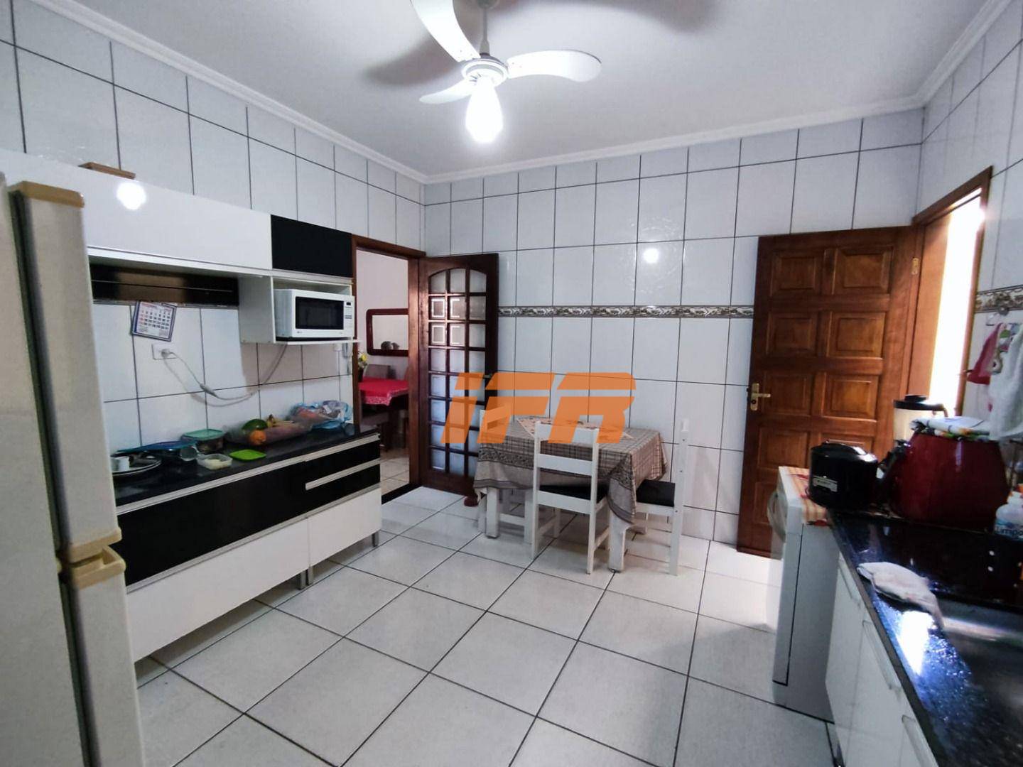 Sobrado à venda com 5 quartos, 269m² - Foto 23