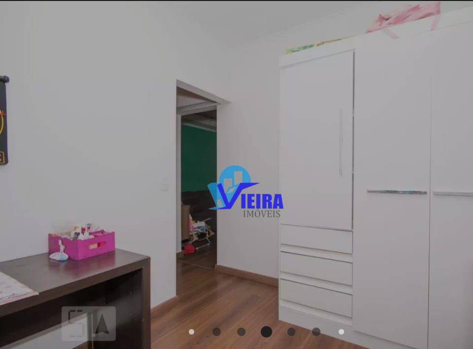 Casa à venda com 4 quartos, 208m² - Foto 14