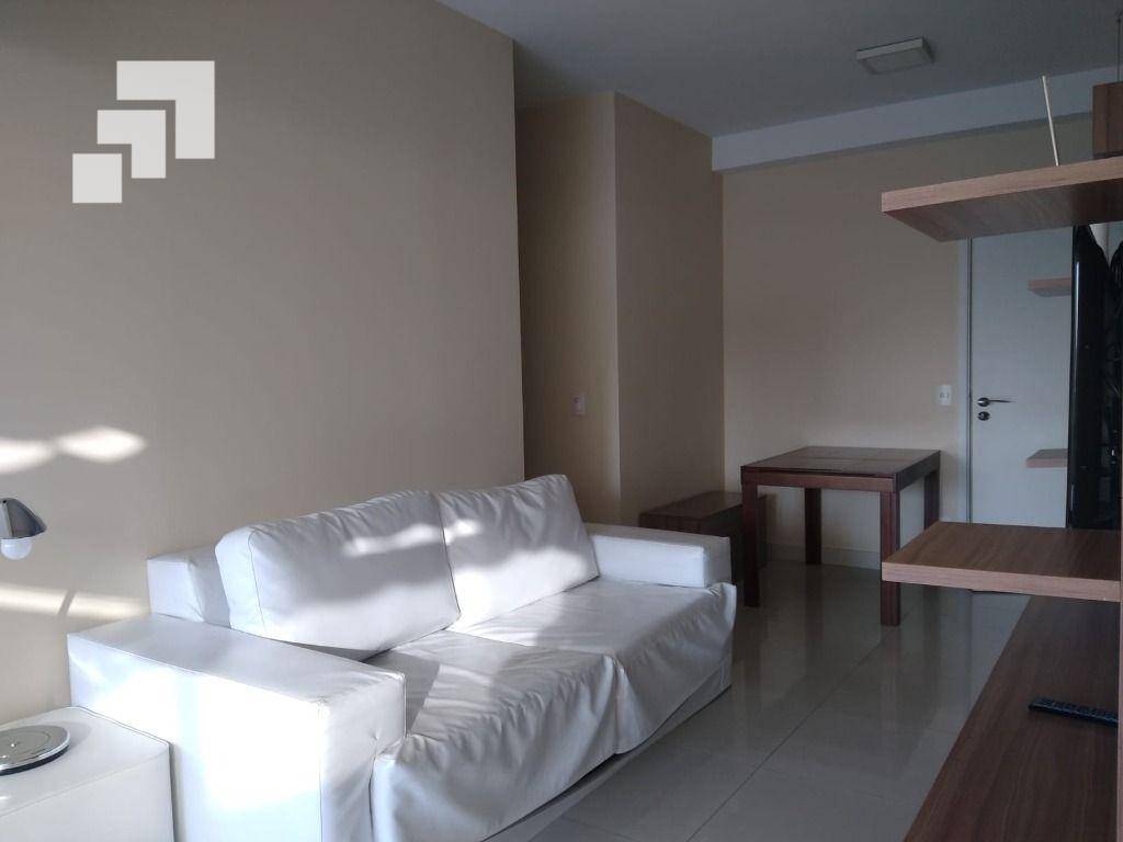 Apartamento para alugar com 2 quartos, 110m² - Foto 27