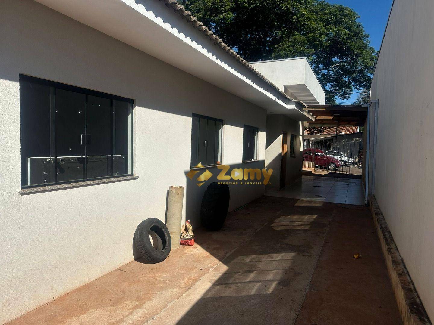 Casa à venda com 3 quartos, 86m² - Foto 2