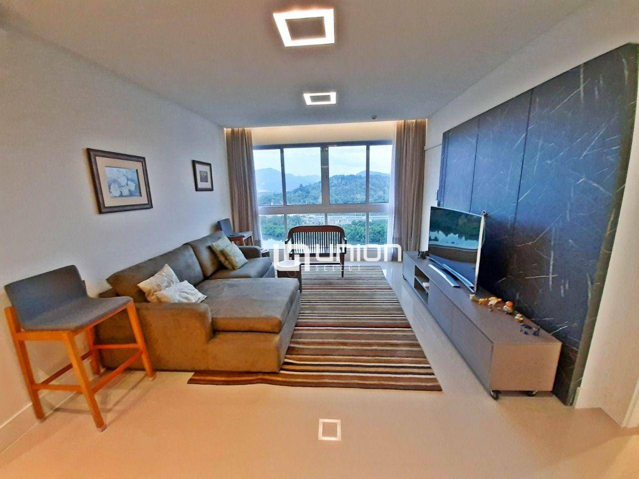 Apartamento à venda com 4 quartos, 153m² - Foto 6