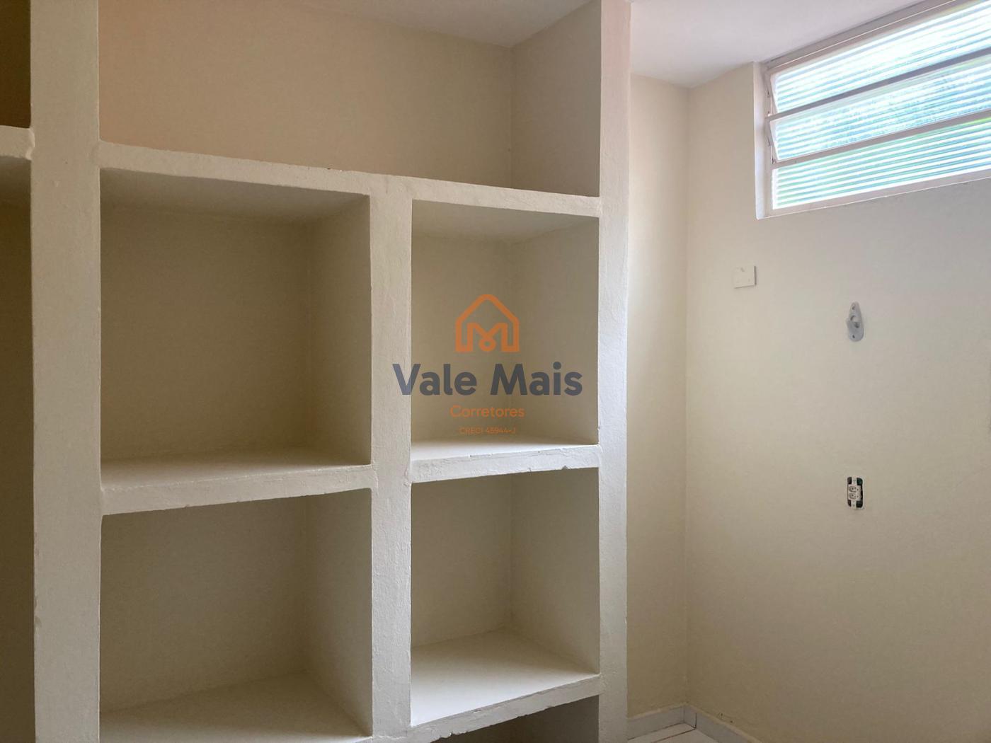 Casa à venda com 4 quartos, 165m² - Foto 10