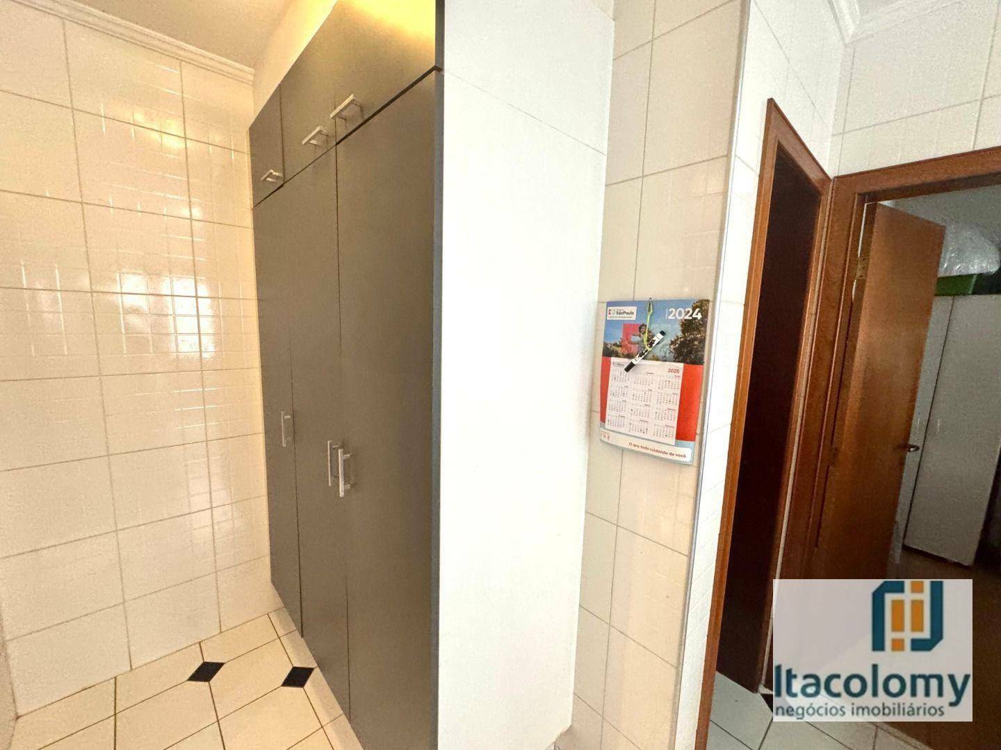 Casa de Condomínio à venda com 3 quartos, 371m² - Foto 22