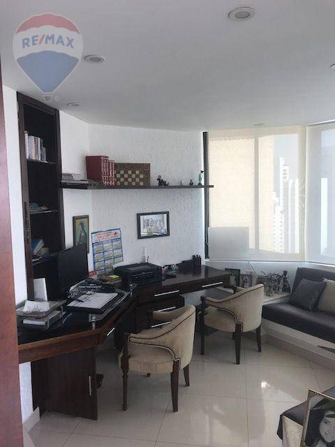 Apartamento à venda com 4 quartos, 230m² - Foto 32