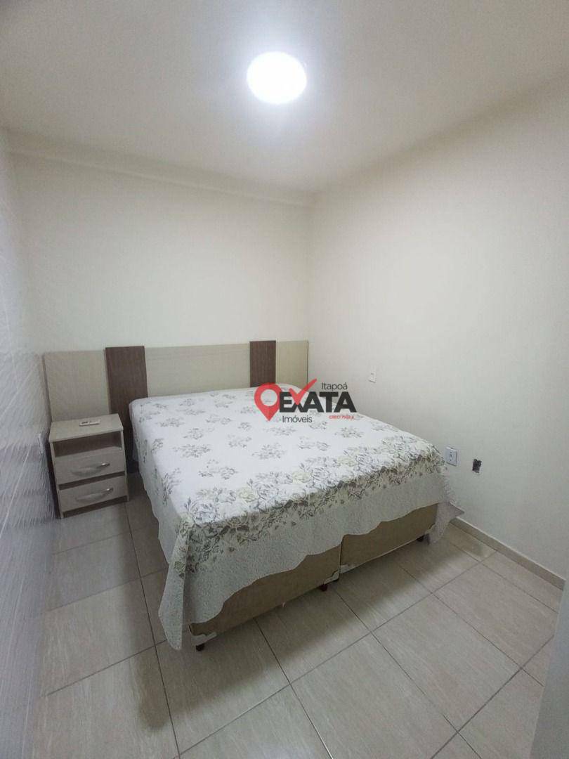 Sobrado à venda com 9 quartos, 300m² - Foto 11