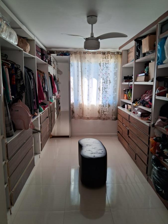 Casa de Condomínio à venda com 4 quartos, 215m² - Foto 24