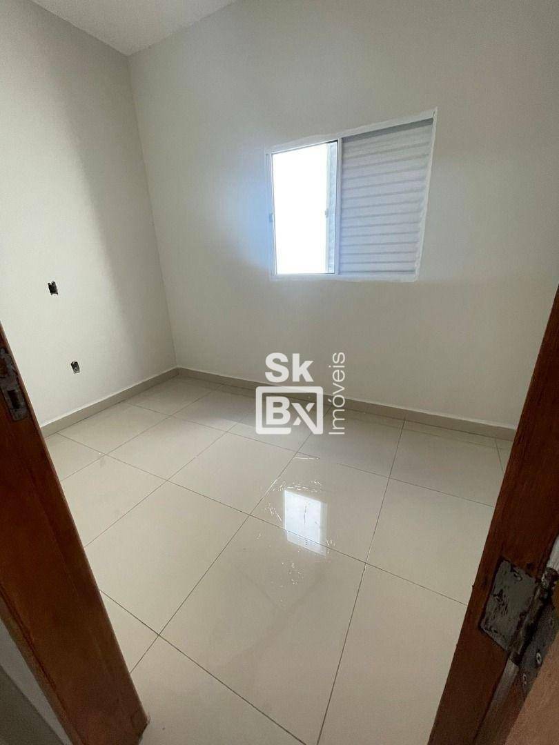 Casa à venda com 2 quartos, 64m² - Foto 12