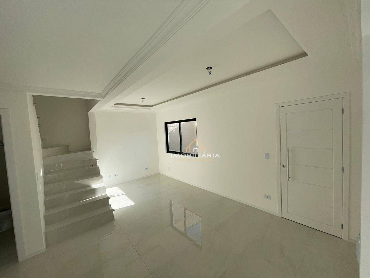 Sobrado à venda com 3 quartos, 107m² - Foto 2