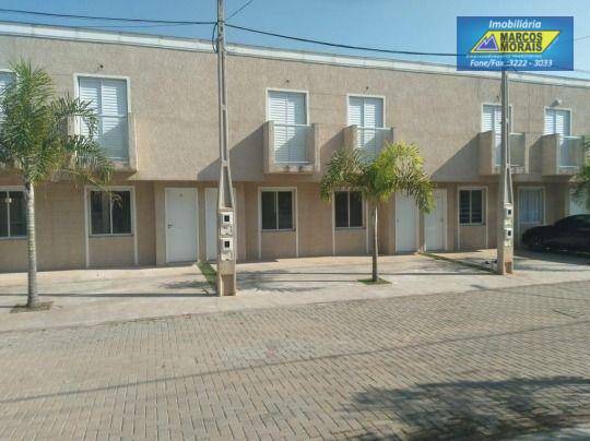 Casa de Condomínio à venda e aluguel com 2 quartos, 53m² - Foto 1