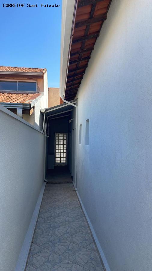 Casa à venda com 2 quartos, 250m² - Foto 22