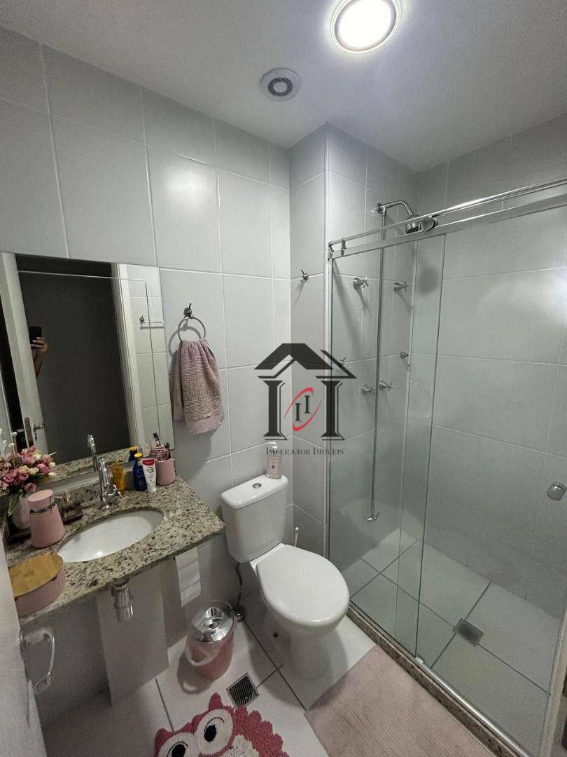 Apartamento à venda com 2 quartos, 66m² - Foto 12