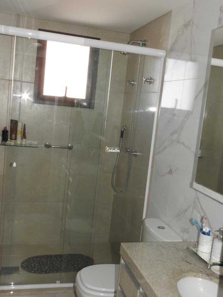 Apartamento à venda com 2 quartos, 82m² - Foto 3