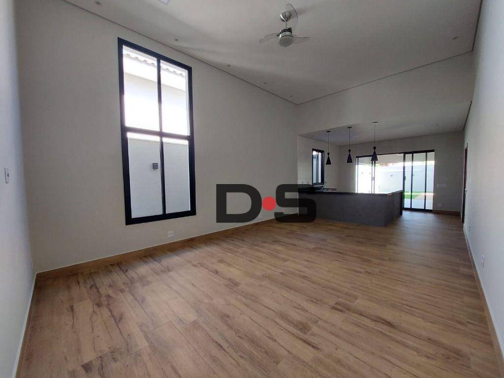 Casa de Condomínio à venda com 3 quartos, 180m² - Foto 2