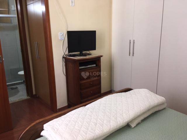 Apartamento à venda com 1 quarto, 40m² - Foto 5